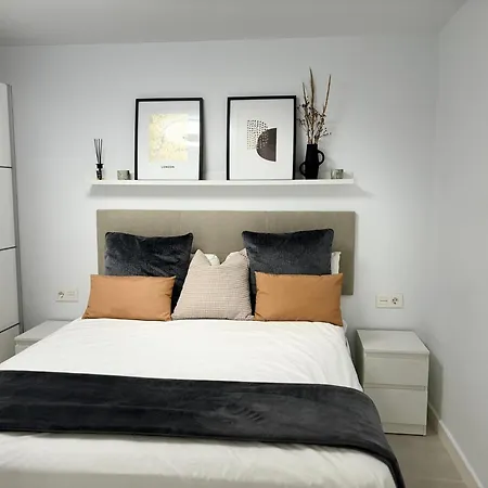 Caroli Hideout Apartment