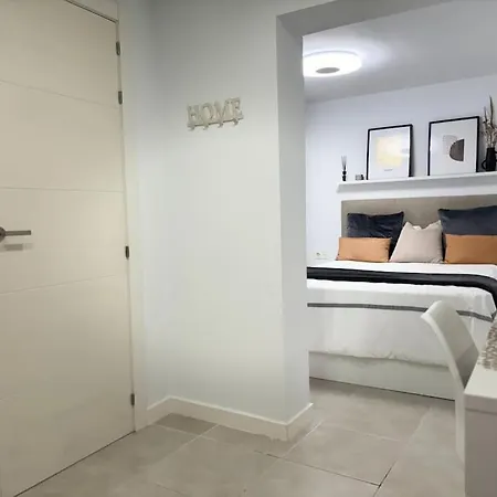 Caroli Hideout דירה *